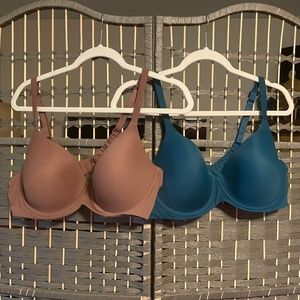 2 Ambrielle T-Shirt Bras - 42B
